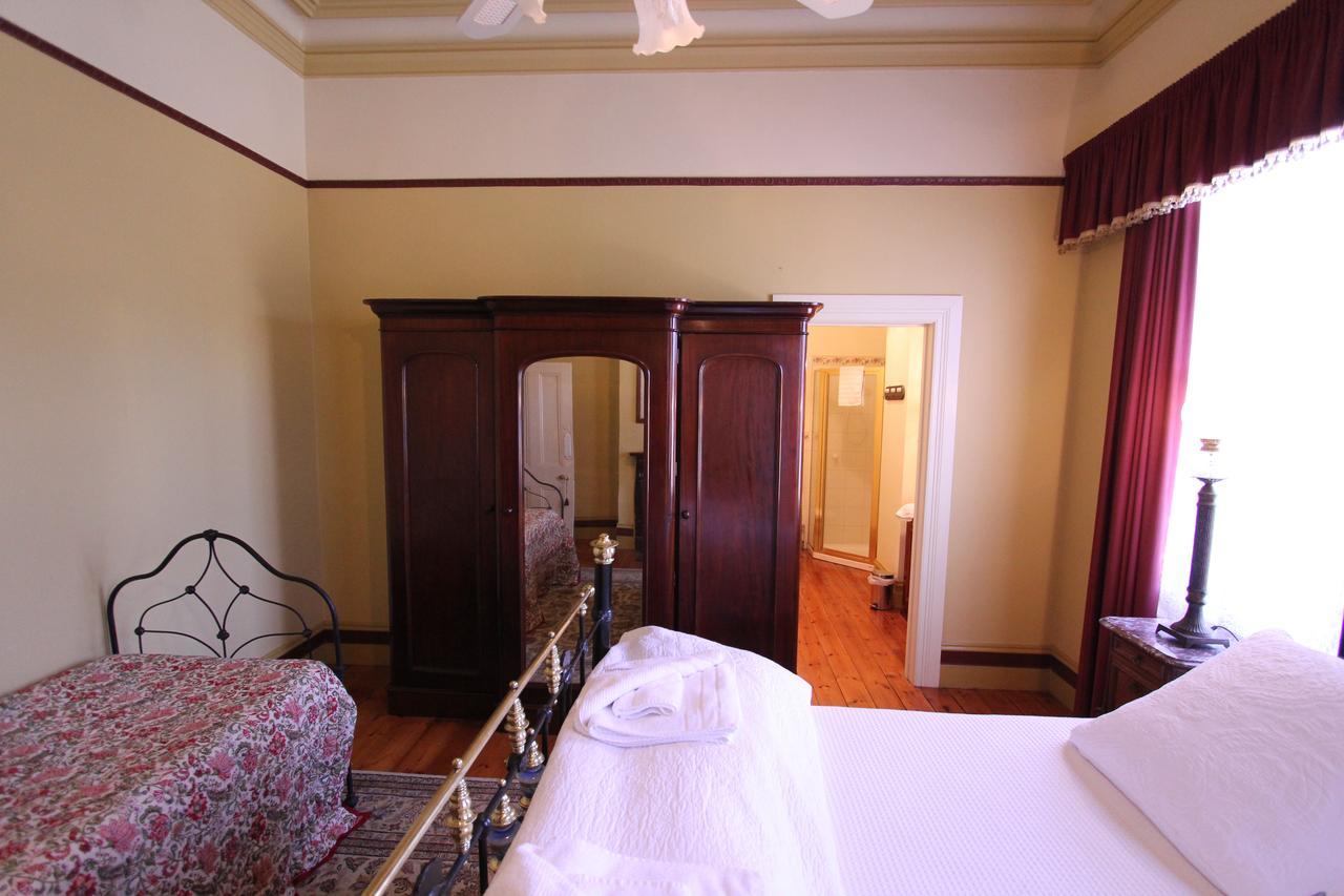 Palm House Bed & Breakfast Молдън Екстериор снимка